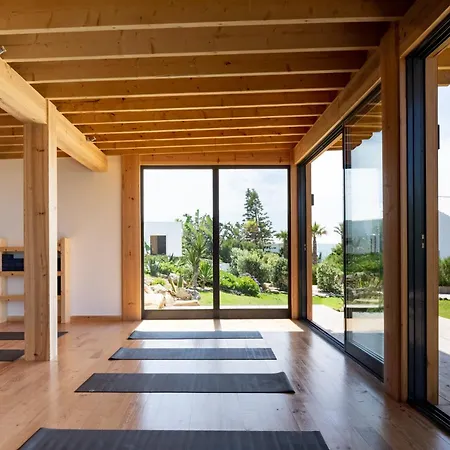 Outpost - Casa Arribas Lodge Sintra