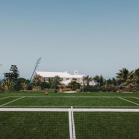 Outpost - Casa Arribas Lodge Sintra