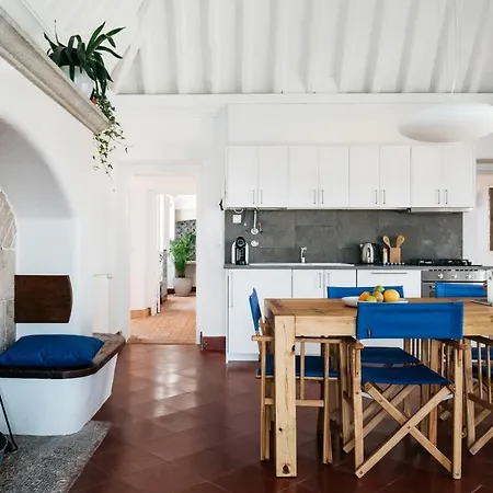 Outpost - Casa Arribas Alojamento de Turismo Selvagem Sintra