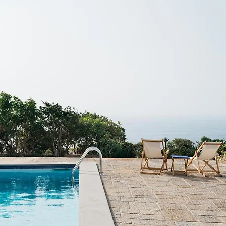 Outpost - Casa Arribas Lodge *