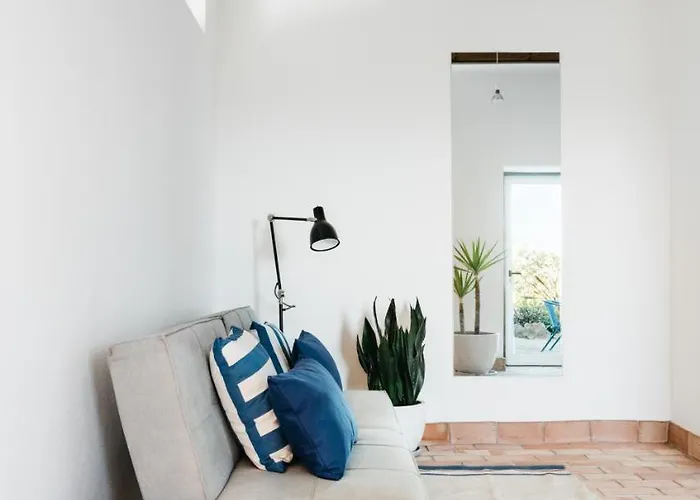 Outpost - Casa Arribas *